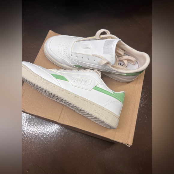 Saye Modelo ‘89 Vegan Lima - Picture 2 of 3